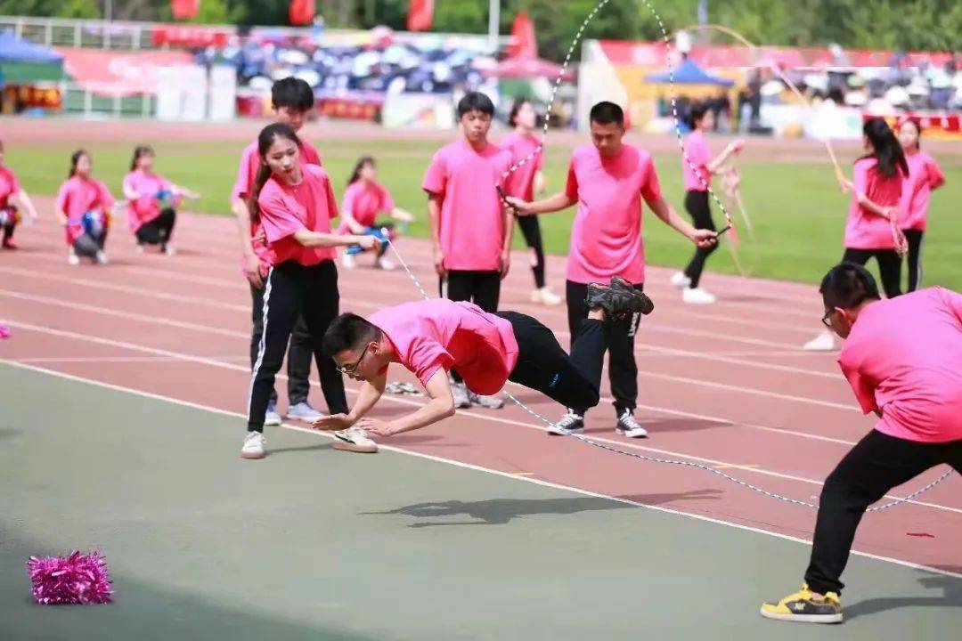 艺术体操大学_大学生艺术体操联赛_大学生体育协会艺术体操