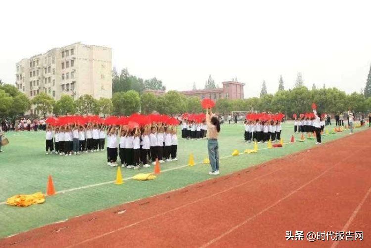 亲子团体操串词_小学生亲子团体操_幼儿园亲子团体操