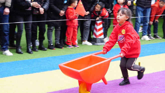 亲子体操舞_小学生亲子舞_小学生亲子团体操